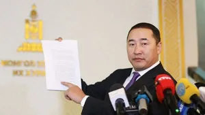 УИХ-ЫН ГИШҮҮН Ж.МӨНХБАТЫГ ЦАГДААГИЙН БАЙГУУЛЛАГААС ШАЛГАСАН УУ
