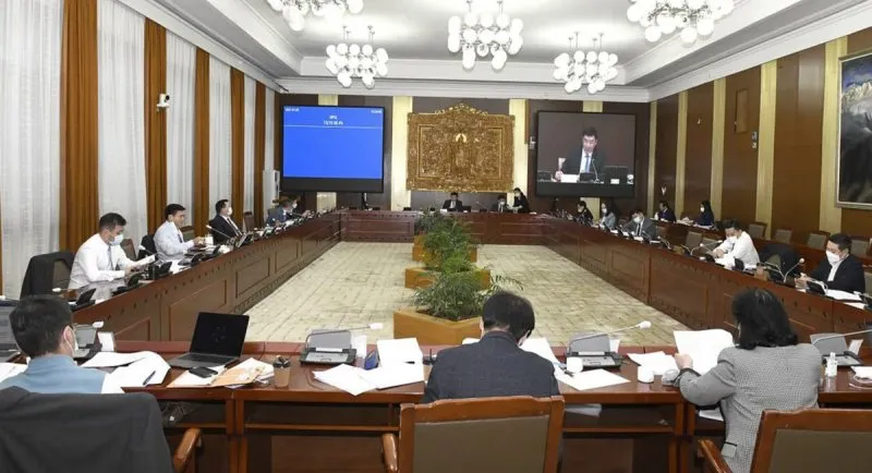 Зургаа болон түүнээс дээш хүүхэдтэй гэр бүлд төрөөс орон сууц худалдан авахад дэмжлэг үзүүлэх тогтоолын төслийг хэлэлцэж байна