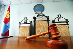 МУ-Д 878.5 САЯ ТӨГРӨГИЙН НИЙГМИЙН ДААТГАЛЫН ӨРТЭЙ  “ГУО ХУЙ ОЛОН УЛСЫН ТЭЭВЭР”, “ГАЛБА-УС”, “ИХБОРЗОН ГОВЬ” ХХК-ИЙН ЯН ФЭНТАОГ ШҮҮХЭЭС 6-Н САЯ ТӨГРӨГӨӨР ТОРГОЛОО