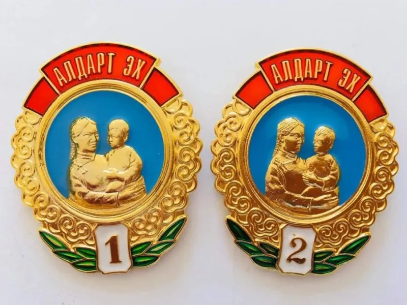 ДАРАА ЖИЛЭЭС ЭНДСЭН ХҮҮХДИЙГ ТӨРҮҮЛЖ ӨСГӨСӨН ХҮҮХДИЙН ТООНД ТООЦОЖ АЛДАРТ ЭХИЙН ОДОНГ ОЛГОНО