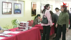 БАЯНГОЛ ДҮҮРГИЙН БАГШ НАРЫГ АЖЛЫН ЦАГААР АЛБАДАН АВЧИРЧ Ж.ГАНБААТАР ГИШҮҮН АЖЛАА ТАЙЛАГНАЖ БАЙНА ‼️
