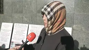 ИРГЭН Б.ЭНХЦЭЦЭГ ОРДНЫ БАРУУН ХААЛГА ДЭЭР 335 ХОНОГИЙН ТУРШ СУУЛТ ЗАРЛАЖ БАЙНА