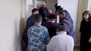 ХОТЫН ДАРГА Х.НЯМБААТАР МОНГОЛ УЛСЫН ИХ ХУРЛЫН СОНГУУЛИЙН СХД-ИЙН 11-1-19-3 ДУГААР ХЭСГИЙН САНАЛ АВАХ БАЙРАНД САНАЛАА ӨГЛӨӨ