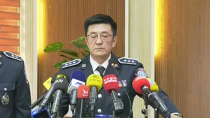 ХАР ТАМХИ БОРЛУУЛДАГ БҮЛЭГ ЭТГЭЭДҮҮДИЙН ТАЛААР ЦЕГ-ААС МЭДЭЭЛЭЛ ХИЙЖ БАЙНА