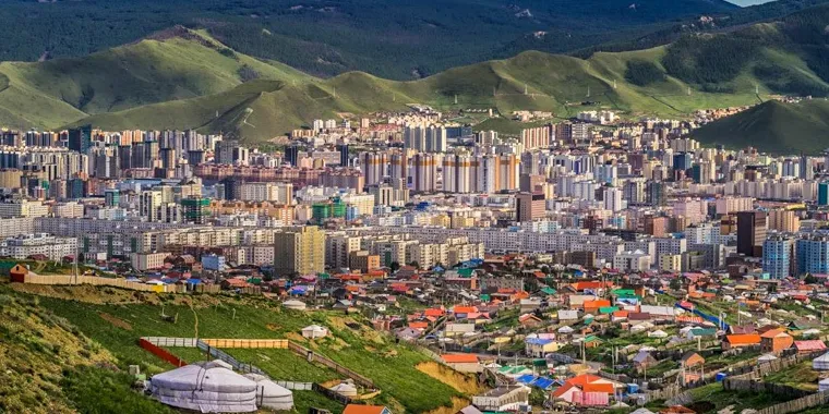 УЛААНБААТАРТ ОРОН СУУЦНЫ ҮНЭ ӨМНӨХ ОНЫ МӨН ҮЕЭС 11 ХУВИАР ӨСЧЭЭ
