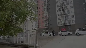 ЭМДЕГ-ЫН ДАРГА АСАН Л.БЯМБАСҮРЭНД АВЛИГА ӨГЧ БАЙСАН “ГЭГЭЭН МАНАЛ ЭМНЭЛЭГ” САНХҮҮГИЙН АЛБАГҮЙ