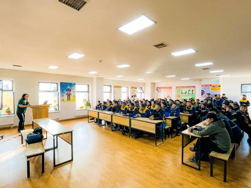 МЭРГЭЖЛЭЭС ШАЛТГААЛАХ ӨВЧЛӨЛИЙН ТАЛААРХ СУРГАЛТАД БҮХ АЖИЛТНЫГ ХАМРУУЛЖ БАЙНА