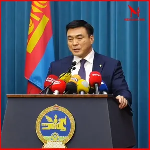 С.АМАРСАЙХАН:ГУРАВДУГААР САРЫН 1-НИЙ ӨДРӨӨС ХОЙШ ХАВРЫН МОРИН УРАЛДААН ЗОХИОН БАЙГУУЛАХ ШИЙДВЭРИЙГ ТУХАЙН АЙМАГ ОРОН НУТГИЙН ИТХ ШИЙДНЭ