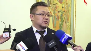 Ж.ЗОЛЖАРГАЛ: ЭМЯ, АШУҮИС, ХЭҮК, ХӨСҮТ НЭГ НЬ Ч УГААРЫН ХИЙН ХОРДОЛТ, НАС БАРАЛТЫГ ТАНИЛЦУУЛСАНГҮЙ