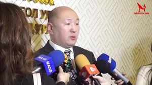 ХУУЛЬЧ Д.БАТБОЛД: ШҮҮХИЙН ШИЙДВЭР ГҮЙЦЭТГЭГЧИЙН УРАМШУУЛЛЫГ ХУУЛИАС ХАССАНААС БОЛЖ ХЭРЭГТНИЙ ТАЛД ҮЙЛЧИЛДЭГ,  ХҮНД СУРТАЛ ГАРГАДАГ ЗЭРЭГ ХАРДЛАГА ҮҮСЭХ БОЛСОН �