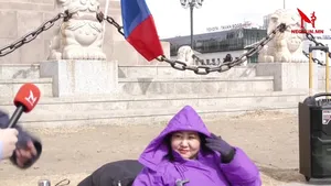 ИРГЭД ТӨВ ТАЛБАЙ ДЭЭР СУУЛТ ЗАРЛАЖ ЭХЭЛЛЭЭ