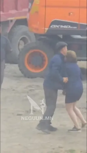 ХРИСТИЙН ШАШНЫ ОБЪЕКТ БАРИХААР УЛАЙРЧ БУЙ ГААЛИЙН АЛБА ХААГЧ СЭТГҮҮЛЧ ЗУРАГЛААЧДЫН БИЕД ХАЛДЛАА