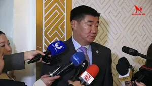 С.Бямбацогт:Монгол улсын гадаад өр зээл тартагтаа тулсан зүйл байхгүй