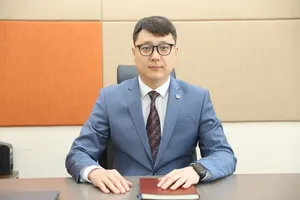 АТГ-ЫН КОМИССАР Х.ИХМӨРӨН ГЭР БҮЛИЙН ХҮЧИРХИЙЛЭЛ ҮЙЛДСЭН ГЭХ ЭХНЭРИЙНХ НЬ ШҮГЭЛ ҮЛЭЭЛТ АЛБАН ТУШААЛААС НЬ ЧӨЛӨӨЛӨХӨД ХҮРГЭВ
