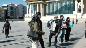 "ХАТАН ТУУЛАА ХАМГААЛЪЯ" ИРГЭДИЙН ХӨДӨЛГӨӨН ТӨВ ТАЛБАЙ ДЭЭР ҮРГЭЛЖИЛЖ БАЙНА