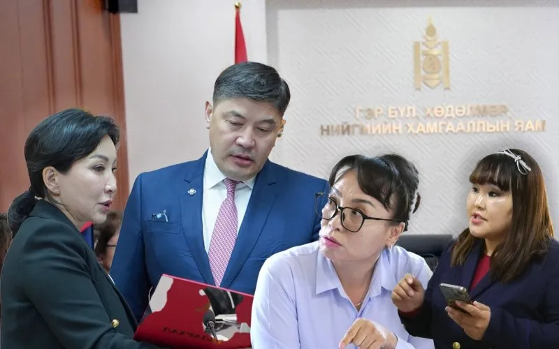 ХҮҮХДИЙГ ХАМГААЛАХ ЁСТОЙ ГАЗАР НЬ ӨӨРӨӨ АЮУЛЫН БҮС БОЛСОН ЮМ БИШ БИЗ?