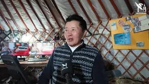 "АНОД" БАНКНЫ ЗАХИРАЛ АСАН Д.ЭНХТӨРТ: 8 ЖИЛ ШОРОНД СУУГААД 10 ЖИЛ ЭРХЭЭ ЭДЭЛЖ ЧАДАХГҮЙ БАЙНА
