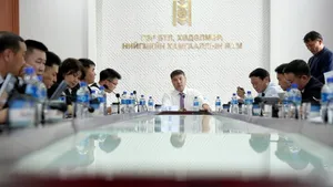 ХӨДӨЛМӨРИЙН ХӨЛСНИЙ ДООД ХЭМЖЭЭГ НЭМЭХ, ЭСЭХИЙГ ХЭЛЭЛЦЛЭЭ